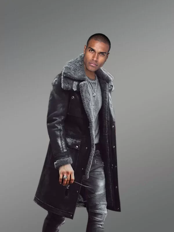 Luxurious Long Length Shearling Coat in Black for Men