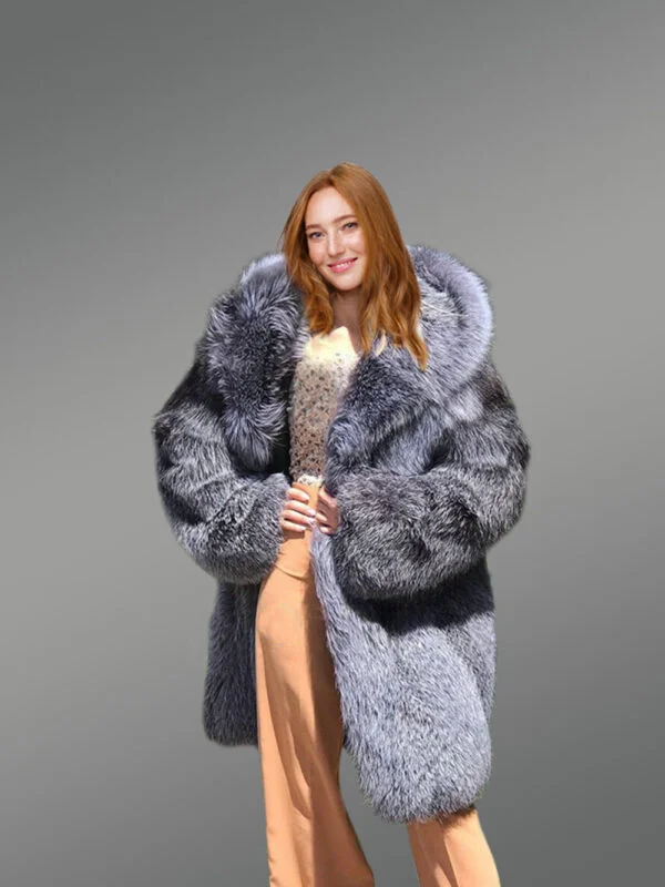 Coat in Fox Fur for Womens to Stay Toasty in Style - Image 6