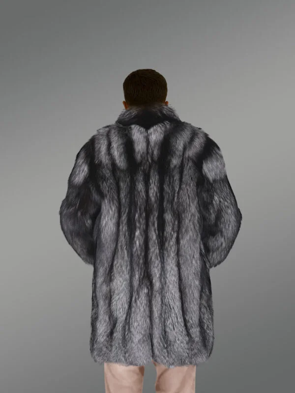 Deluxe Mens Silver Fox Fur Stroller – Balanced Fusion of Warmth and Style - Image 2