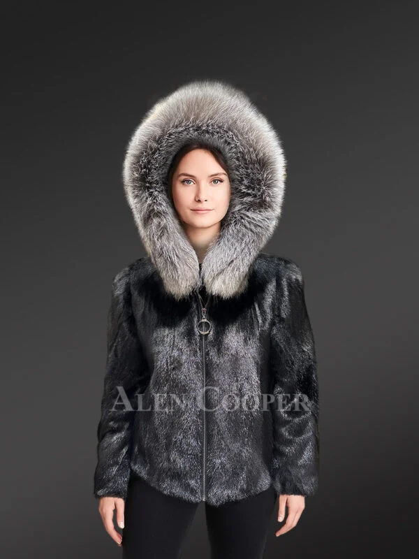 Women’s Fullskin Mink Coat with Fox Collar - Image 5